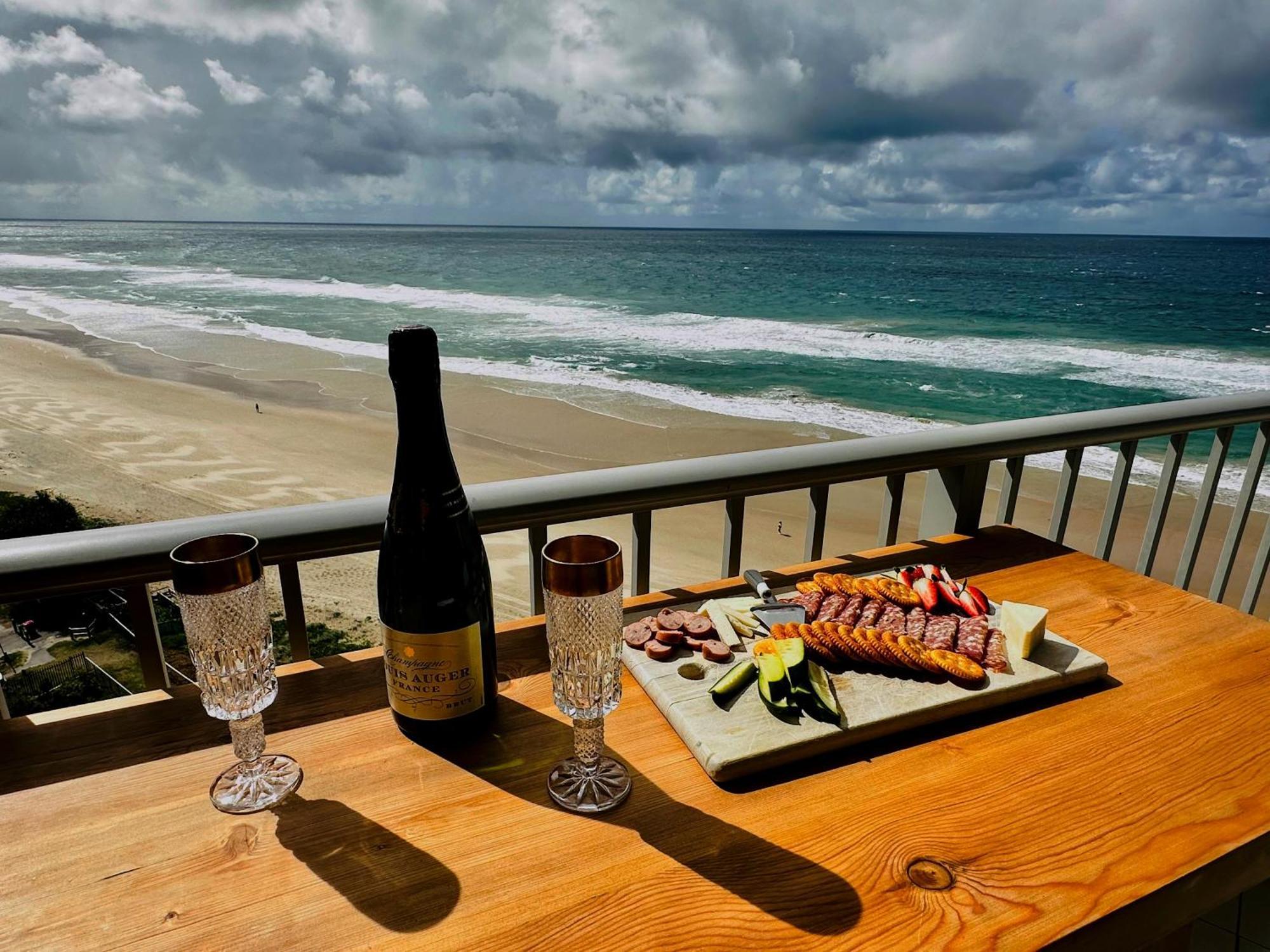 Absolutely Stunning! On The Beach !!! Gold Coast Exteriér fotografie